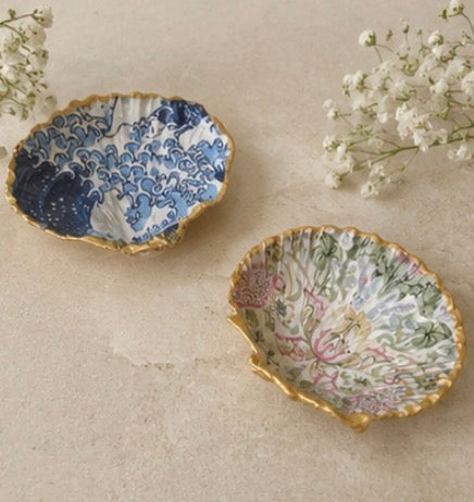 Decorative Shell Trinket Dish | Handmade Coastal Jewellery Dish | Gold Leaf Shell Keepsake